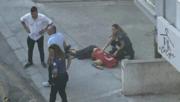 izmirdeki polis merkezine saldiran katil ile oldugu belirlenen 1 supheli yakalandi kyROKW8n