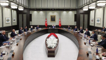 kabine toplaniyor erdogan trump zirvesi masada olacak tNLdwTGr