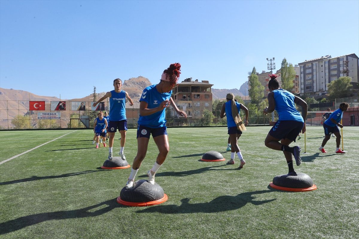 kadin futbol super liginde hakkariden iki takim boy gosterecek 0 7LjF1Tve