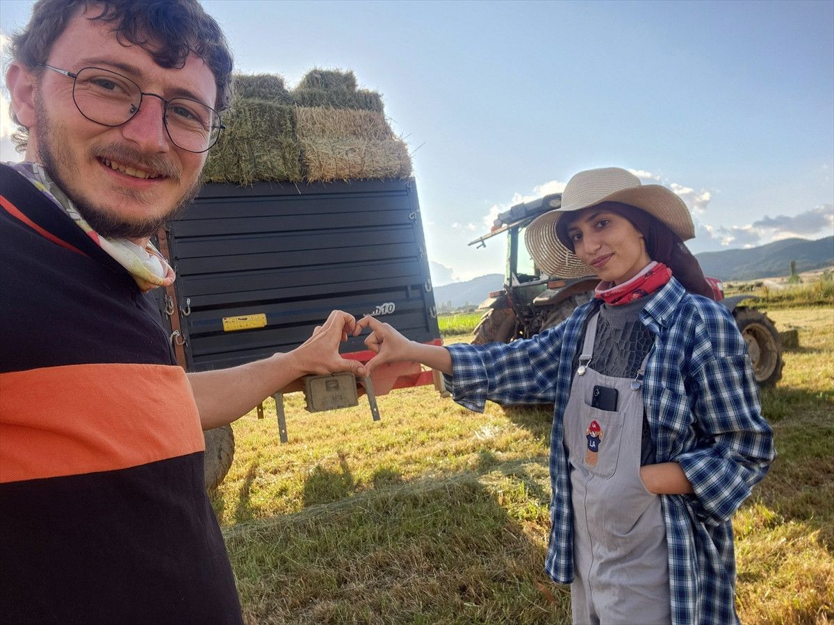 kastamonuda universite mezunu cift koyde ciftciligi secti 14