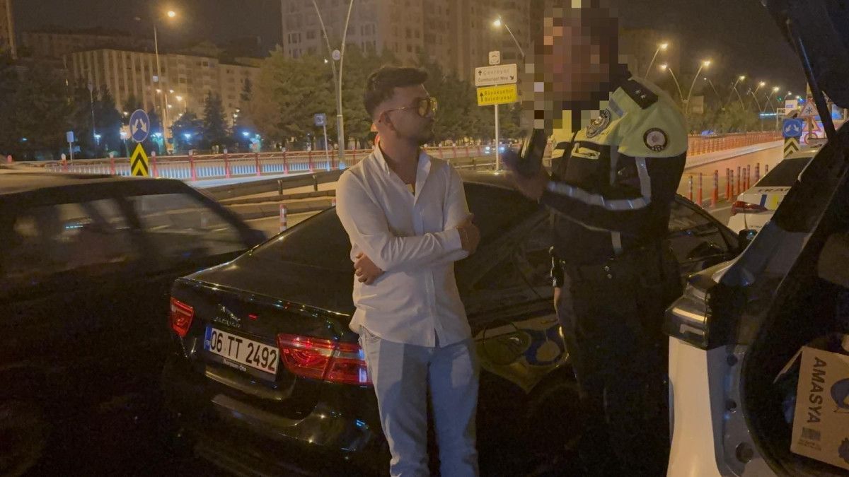 kayseride baskasinin ehliyetiyle uygulamadan gecmek istedi 37 bin 354 tl ceza yedi 2 FR6E1TMe