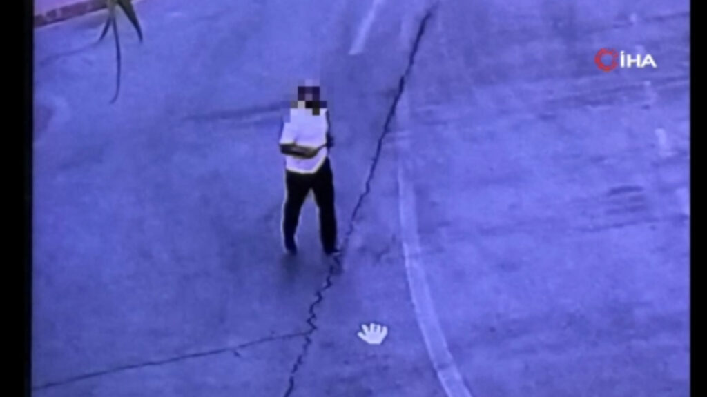 kayseride taksi soforu husumetlisi tarafindan karnindan bicaklandi Hbk56aZv