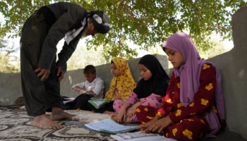 kerkuklu coban cocuklara kuran i kerim sevgisi asiliyor IAhrjw9W