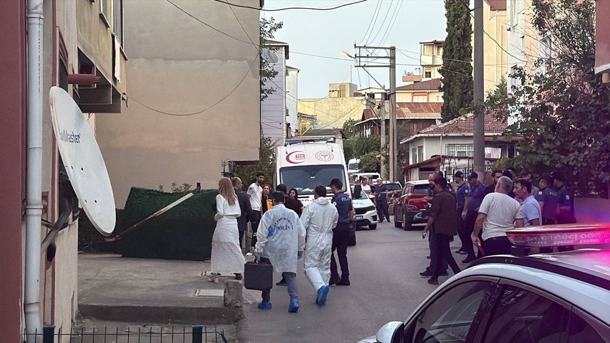 kocaelide anne ve 5 yasindaki kizinin curumus cesetleri bulundu 0 teXsksAI