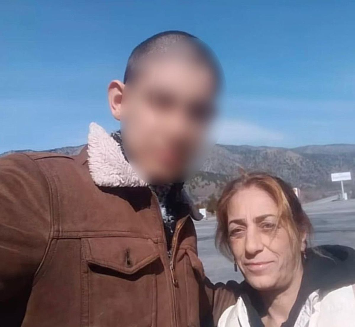 kocaelide annesini ve uvey kiz kardesini olduren 15 yasindaki zanli tutuklandi 1