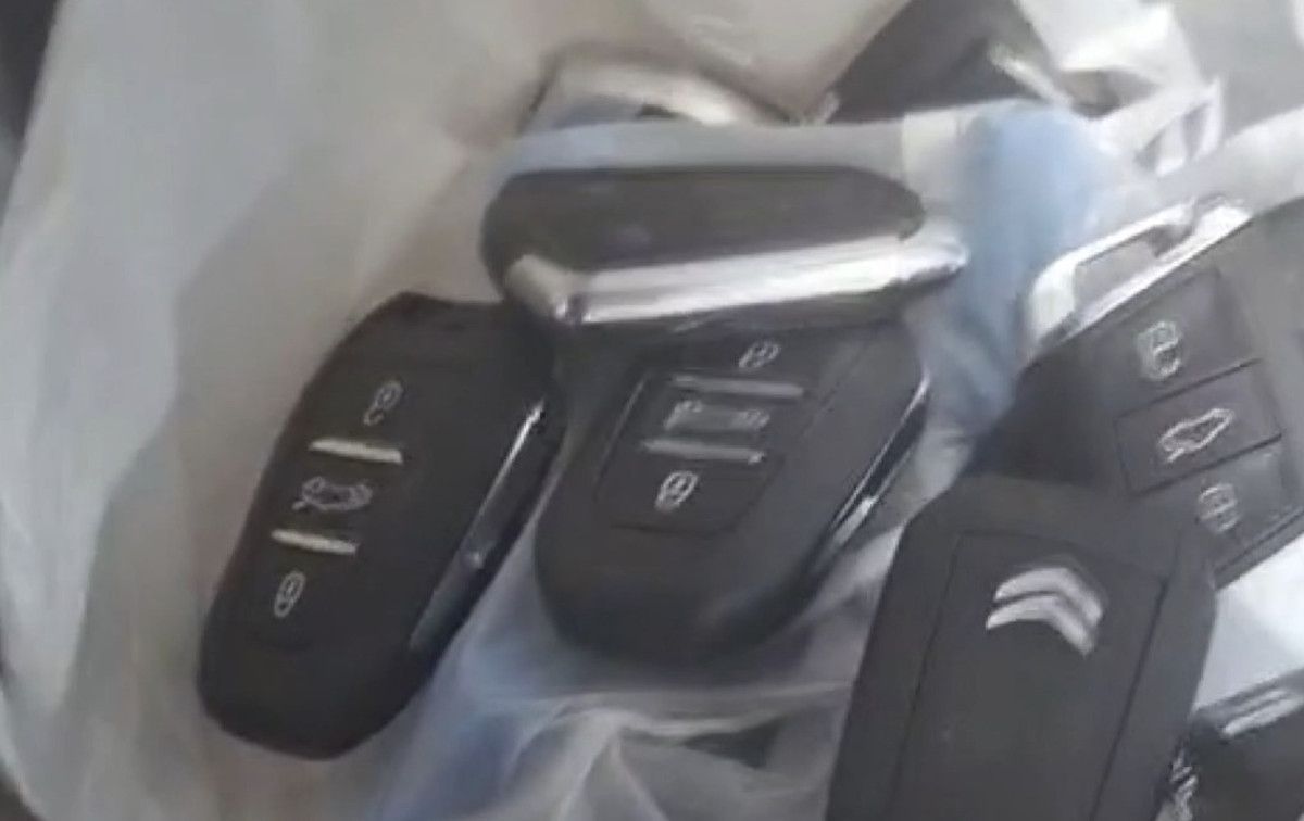 kocaelide kiraladiklari otomobilin anahtarini kopyaladilar teslim ettikten sonra caldilar 3 wLCuYnJz