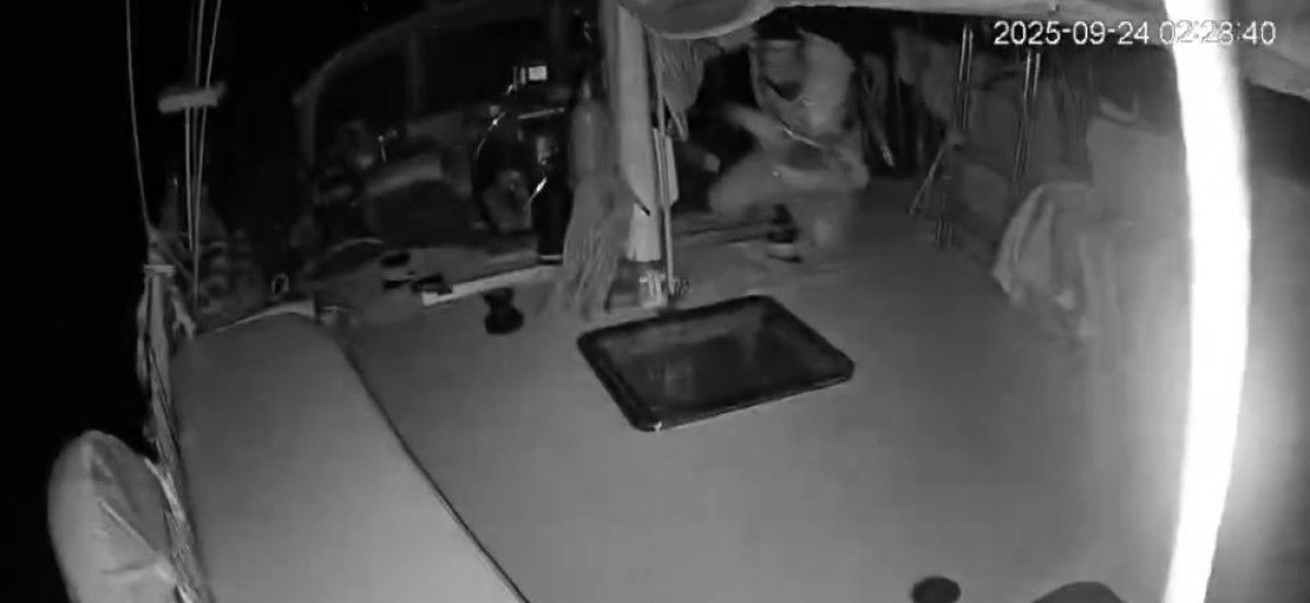 kuresel sumud filosuna ses bombalariyla saldiri 0 hetEiwgs