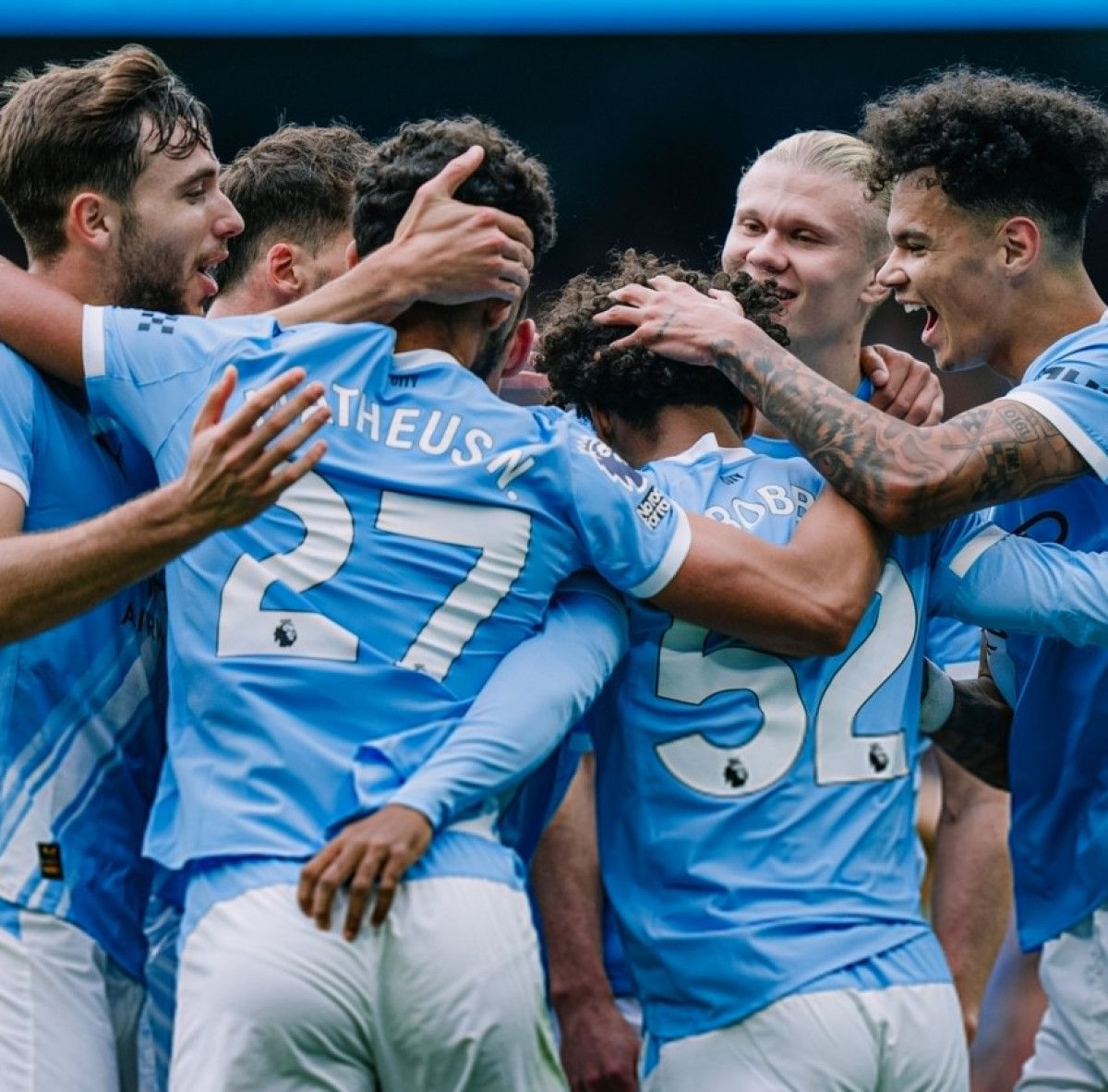 manchester city burnleyi evinde dagitti 0