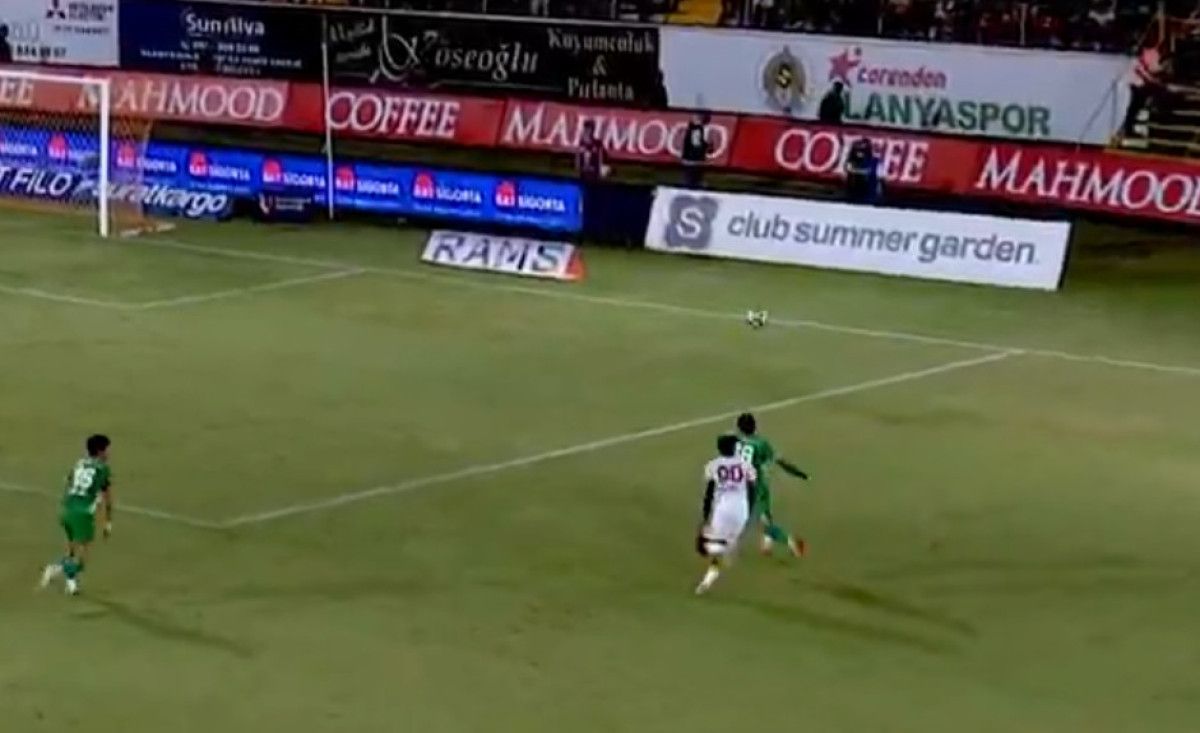 mauro icardiden alanyaspora sik gol 2 aFPTmSid