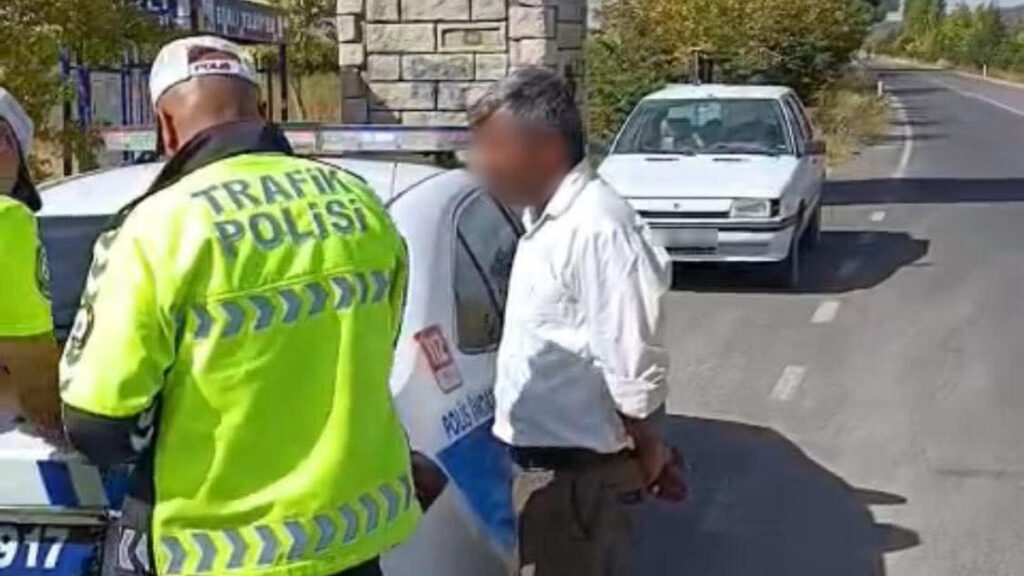 mersinde otomobiliyle ters yonde gidip kazaya neden oldu 10 bin tl ceza verildi iiDmu2IC