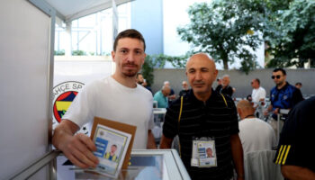 mert hakan yandasin kullandigi oy tuzuge aykiri cikti WrfROEhh