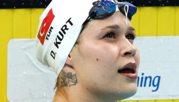 milli sporcu defne kurt rekor kirarak dunya sampiyonu oldu xWYsVD4l