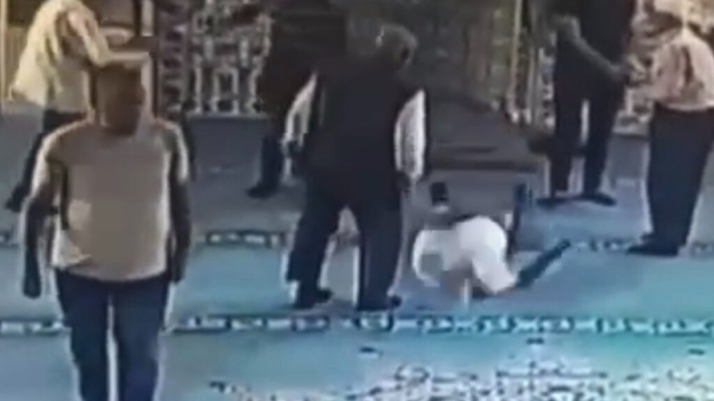 muglada camide fenalasan vatandas hastaneye kaldirildi UEgxqDBs