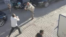 musta 2 kisinin oldugu silahli kavga kameraya yansidi Q2fDXgUl