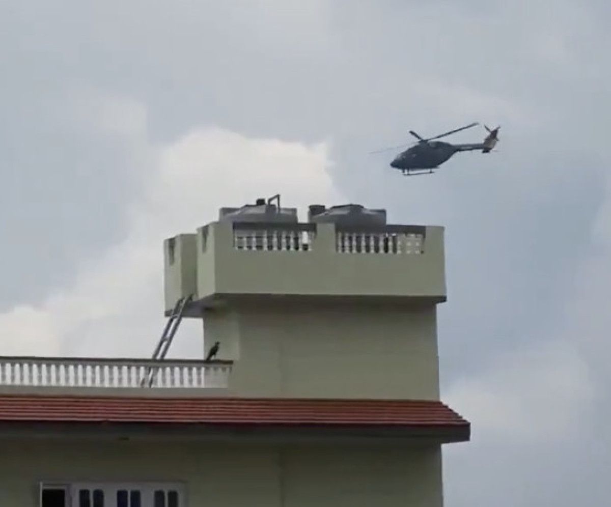 nepal karisti parlamento binasi atese verildi bakanlar dovuldu 4 UilB24Ss