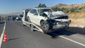 nevsehirde otomobil ile hafif ticari arac carpisti 14 yarali MdvLnXtU