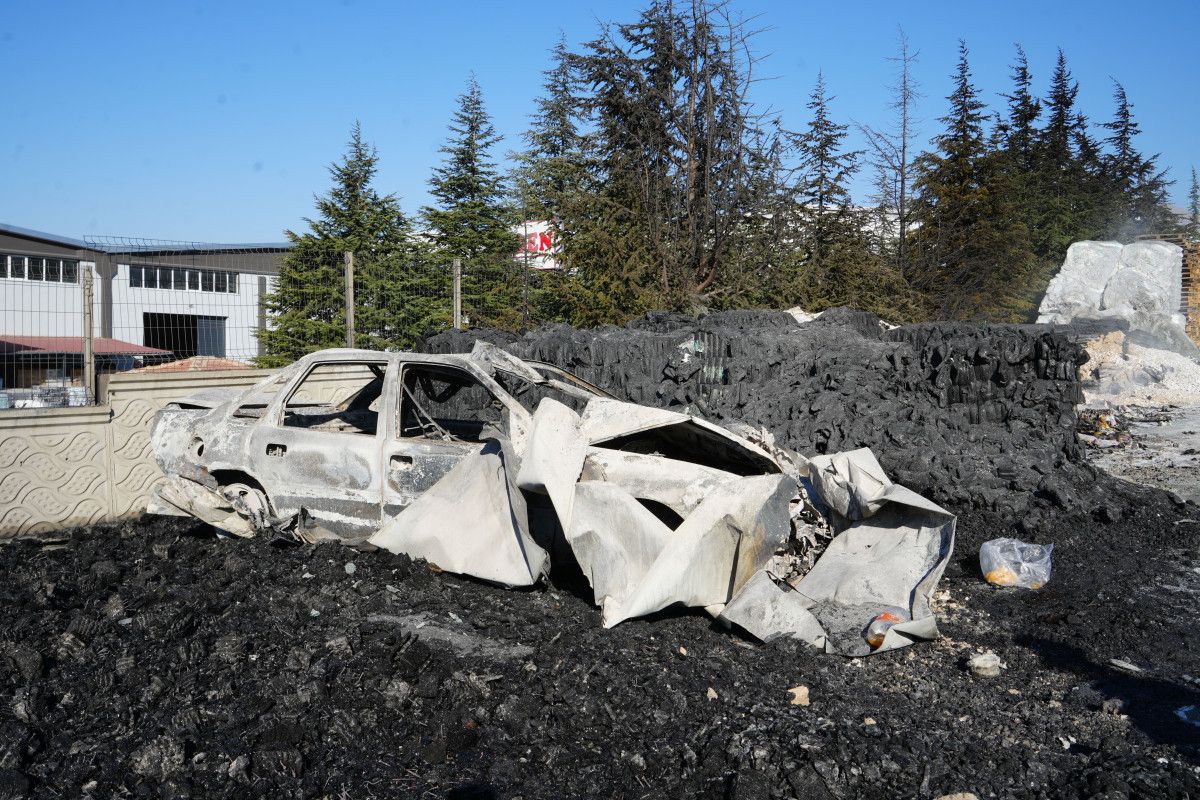 nigdedeki fabrika yangini 10 saat sonra sonduruldu 1 R1dX52Tg