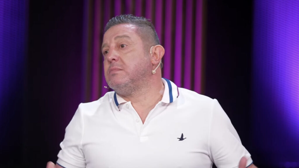 nihat kahveci besiktas deplasmana gitmesin mYWqWL8q