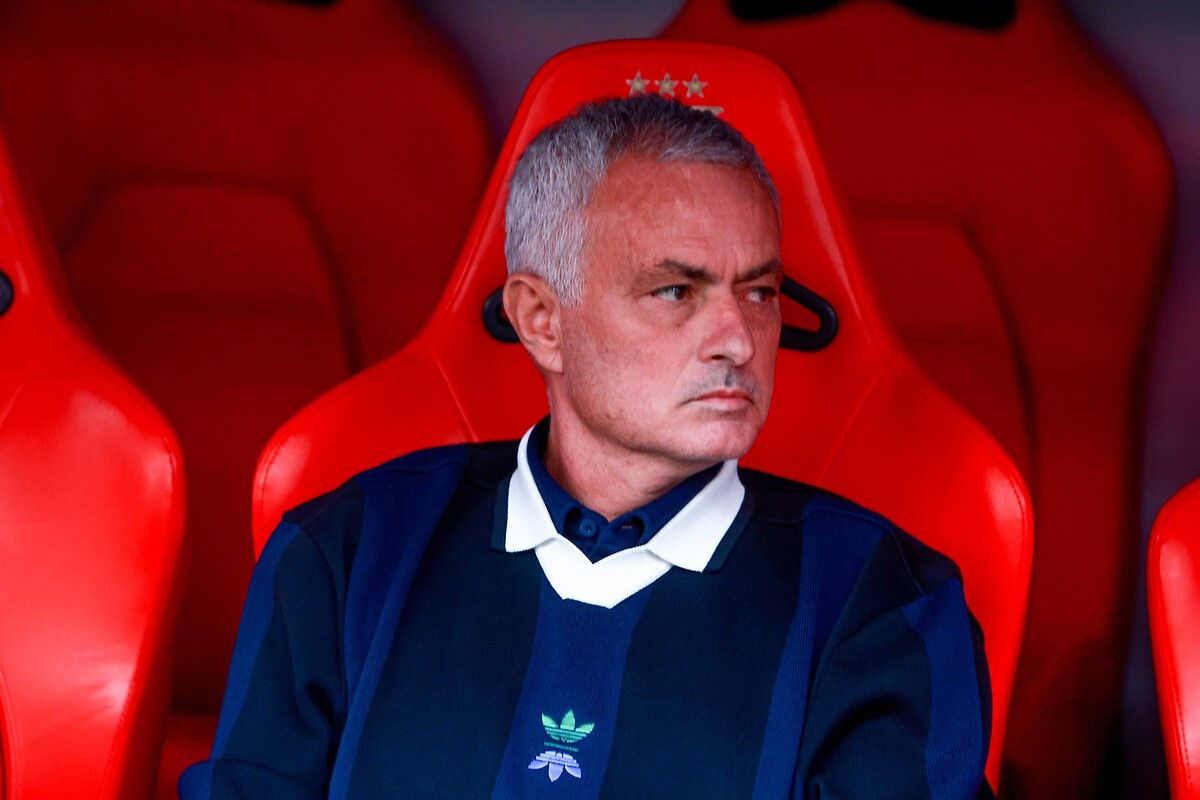 nottingham forestta santo donemi sona erdi jose mourinho adaylar arasinda 3 JKOEKNZe