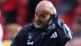 nottingham forestta santo donemi sona erdi jose mourinho adaylar arasinda CKw9knOd