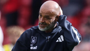 nottingham forestta santo donemi sona erdi jose mourinho adaylar arasinda CKw9knOd