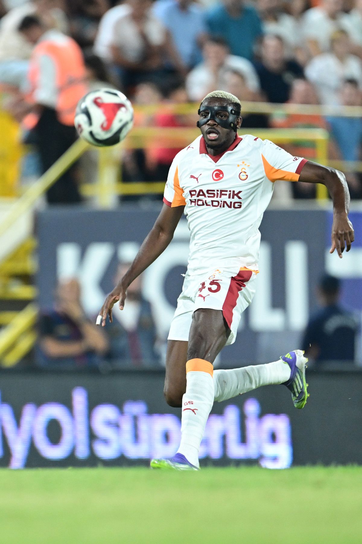 Okan Buruk, Victor Osimhen'in son durumu hakkında konuştu 2 okan buruk victor osimhenin son durumu hakkinda konustu 1 kWr7F2Z6