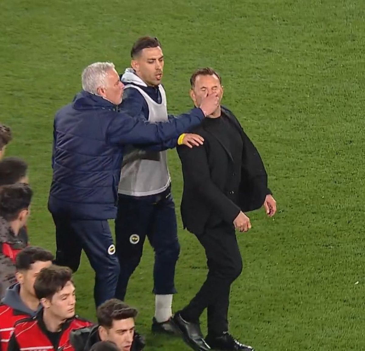 okan buruktan jose mourinho itirafi geldi oyuncu gibiydim 0 LsDdG2MQ