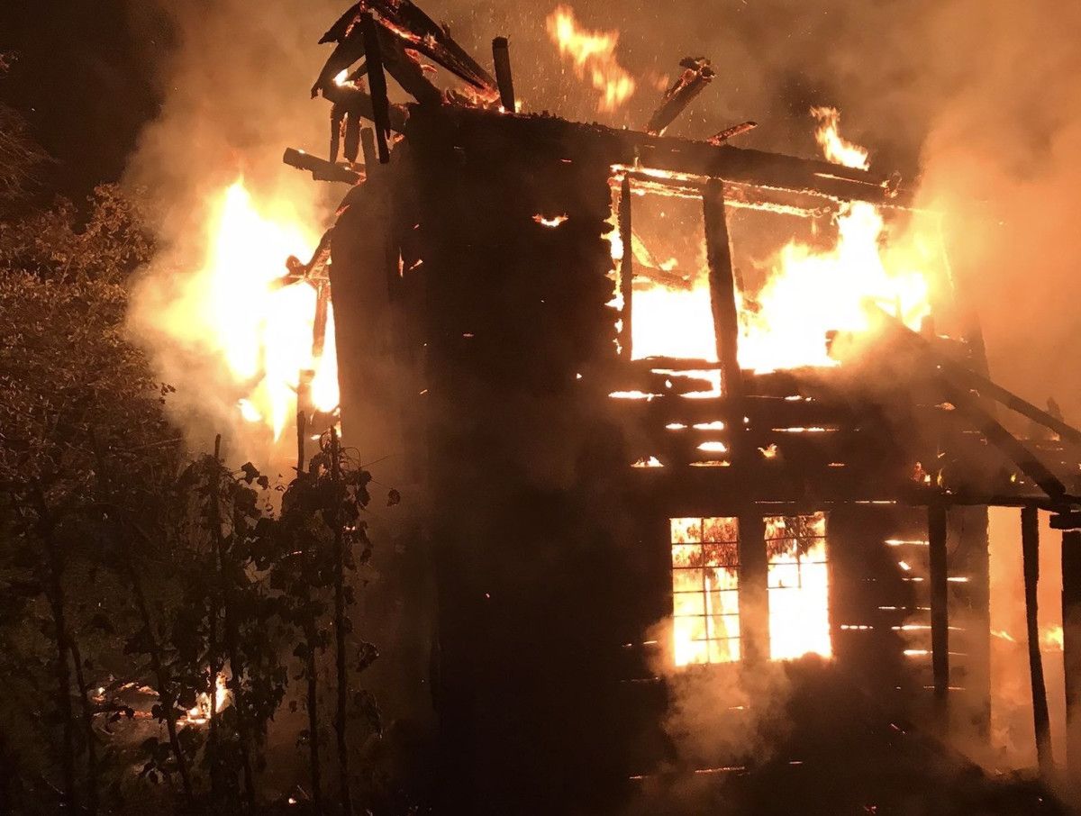 orduda korkutan ev yangini 3 qXObmAQA