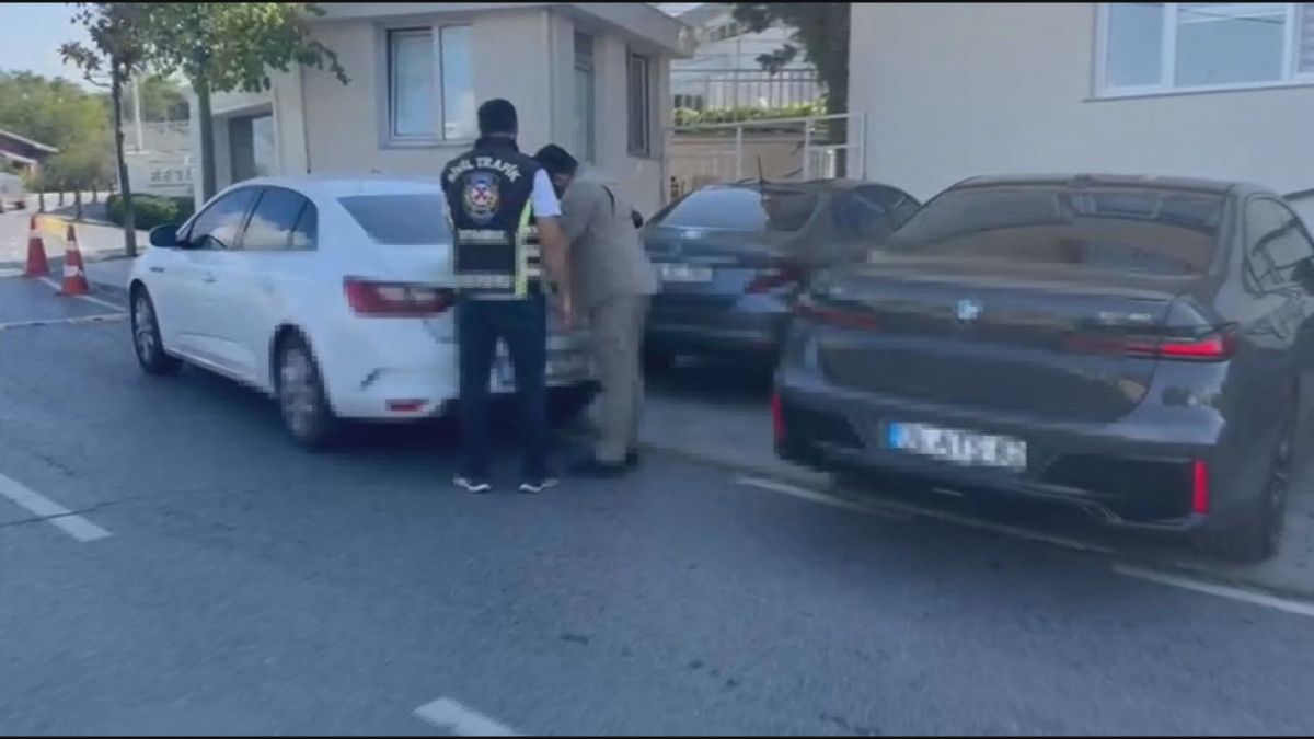 resmi hizmete mahsustur yazisiyla dikkat cekmisti sevval sahinin soforune adli islem 1 4qLWLjIm