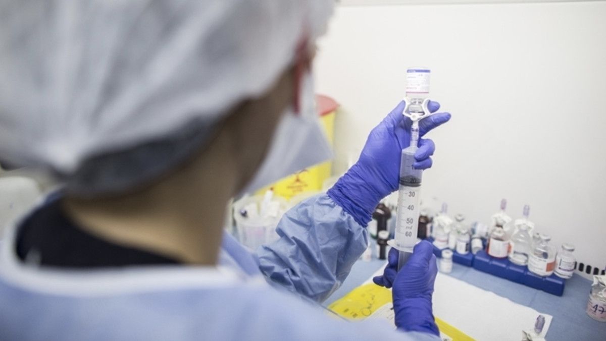 rusya kanser asisinin kullanima hazir oldugunu ve tum hastalara ucretsiz sunulacagini duyurdu 1 iWClpaDp