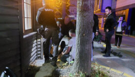 sakaryada bir baba kizina uyusturucu sattigini iddia ettigi sahsi silahla yaraladi 46EyXlz6