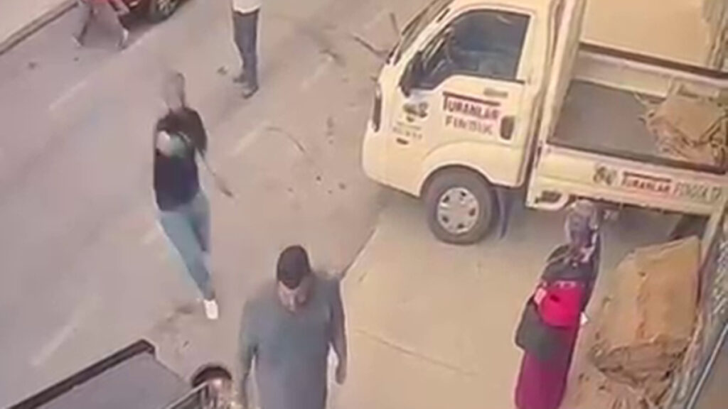 sakaryada silahli saldirida 1 kisi hayatini kaybetti xNAhFFqn