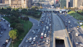 servisler yola cikti istanbulda trafik basladi Wx1BRdJw