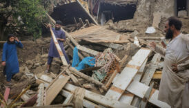 sudanda toprak kaymasi en az 1000 olu pDpBJjYR