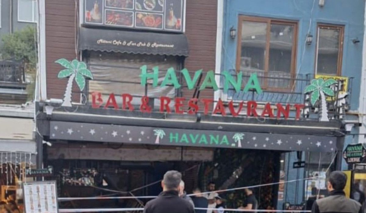 sultanahmette bir eglence mekanindaki uygunsuz goruntuler gundem oldu isletme muhurlendi 2 zzcUeHWA