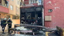 tokatta balkon yangini evi kule cevirdi zPkcaWOA