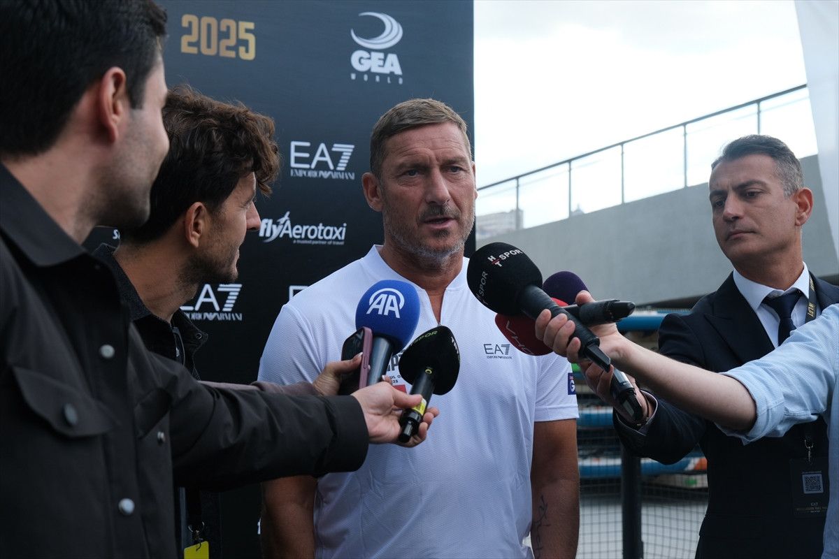 totti toni ve materazzi istanbulda olmaktan memnun 0 tFJVBNZK