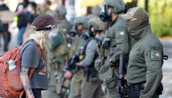 trumptan portlanda asker gonderme karari 7yS5OYZ1