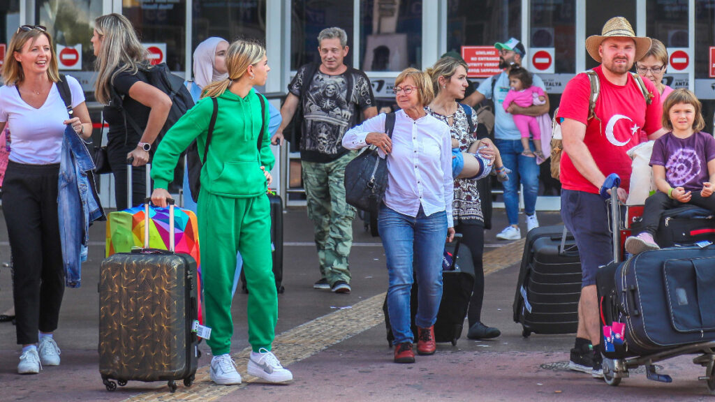 turizm agustosta zirve yapti VZmzBw7A