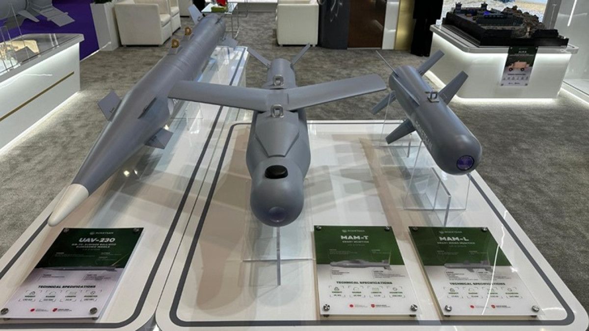 turk savunma sanayiinden 27 firma ile londra cikarmasi 1