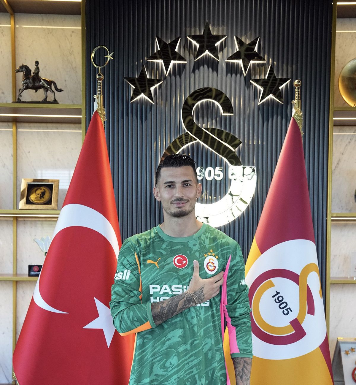 ugurcan cakir galatasaraya imzayi atti 2 qAjbdHLG