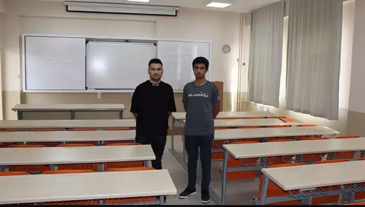 universitenin fen bilgisi ogretmenligi bolumune bu yil hic ogrenci gelmedi 3 KVKtZrRZ