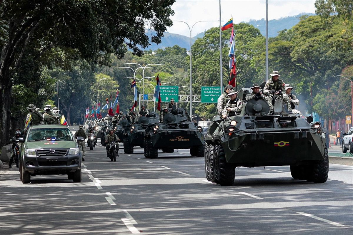 venezuelada seferberlik basladi sivillere askeri egitim verilecek 1 jntaAqXG
