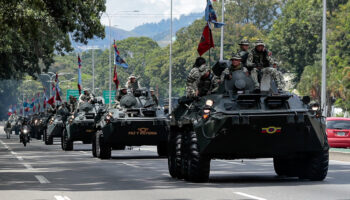 venezuelada seferberlik basladi sivillere askeri egitim verilecek byAXvnmy