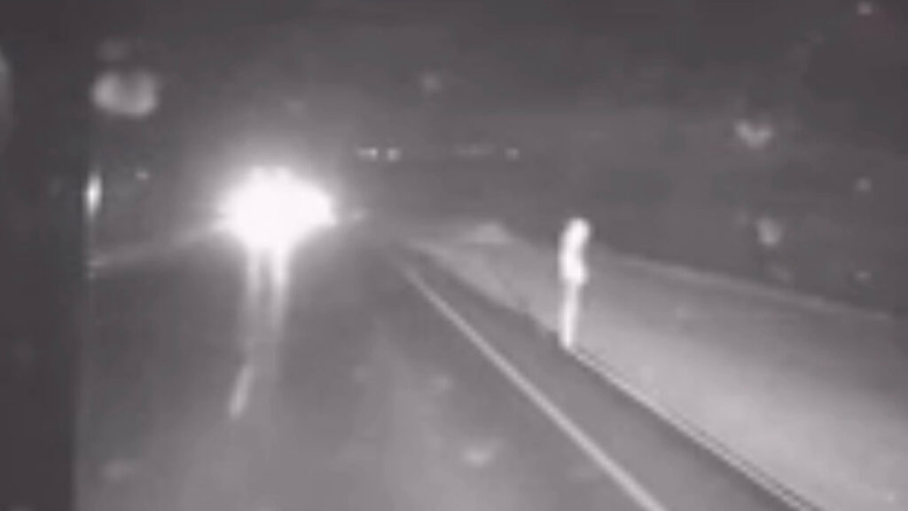 adiyamanda bir aile yok oldu feci kaza ani kamerada uqVbX7vM