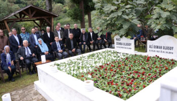 ali osman ulusoy mezari basinda anildi NUCt58dW