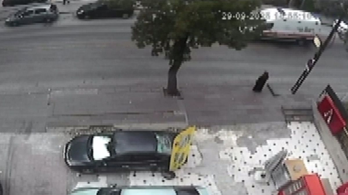 ankarada ambulansin carptigi kadin yasamini yitirdi 1 KDI82yw1