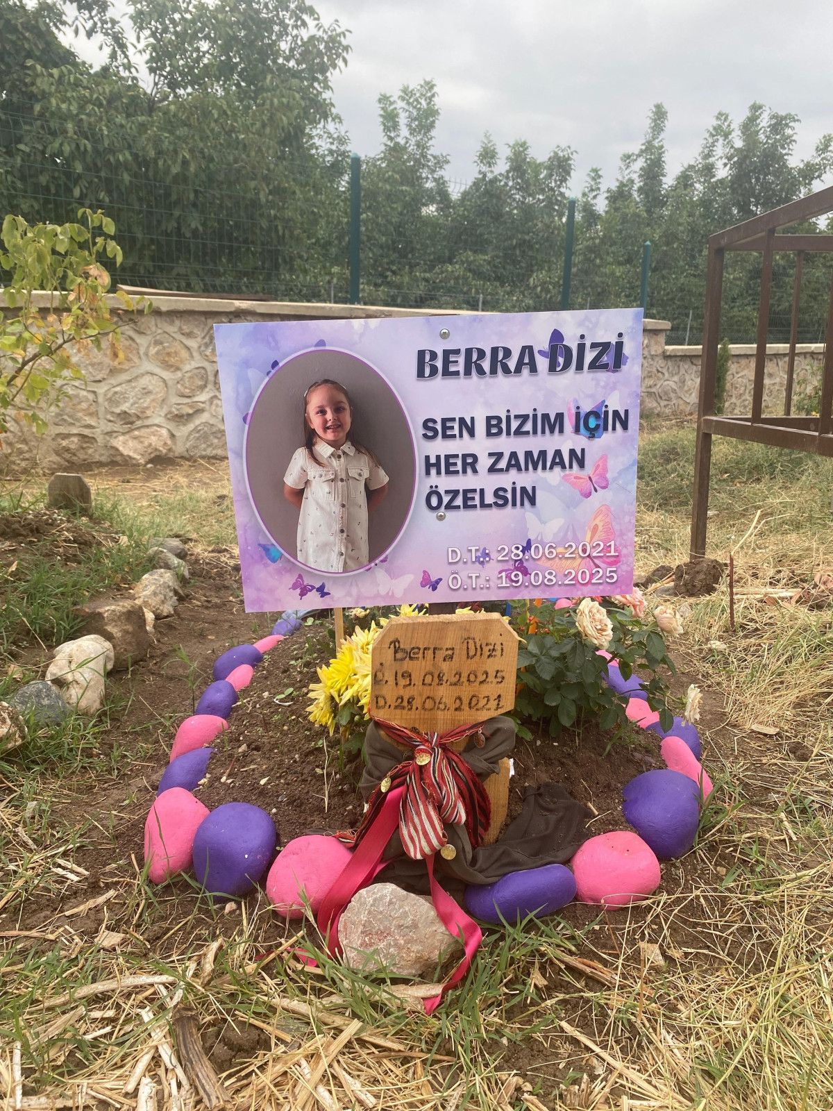 bursada bogularak can veren berrayi okula geldi gibi gosterdiler 3 AzBjV4uN