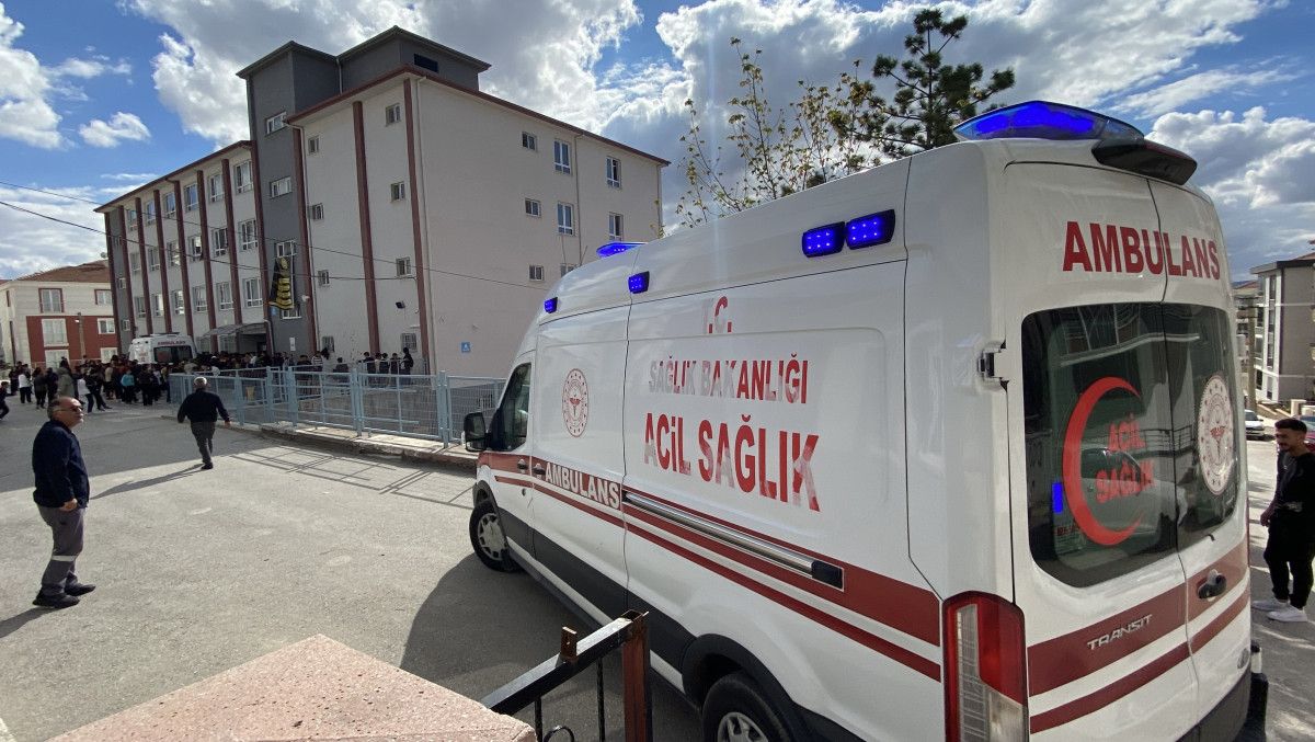 corumda tavuk doner yiyen 30 ogrenci hastanelik oldu 1 WiMK8ay8