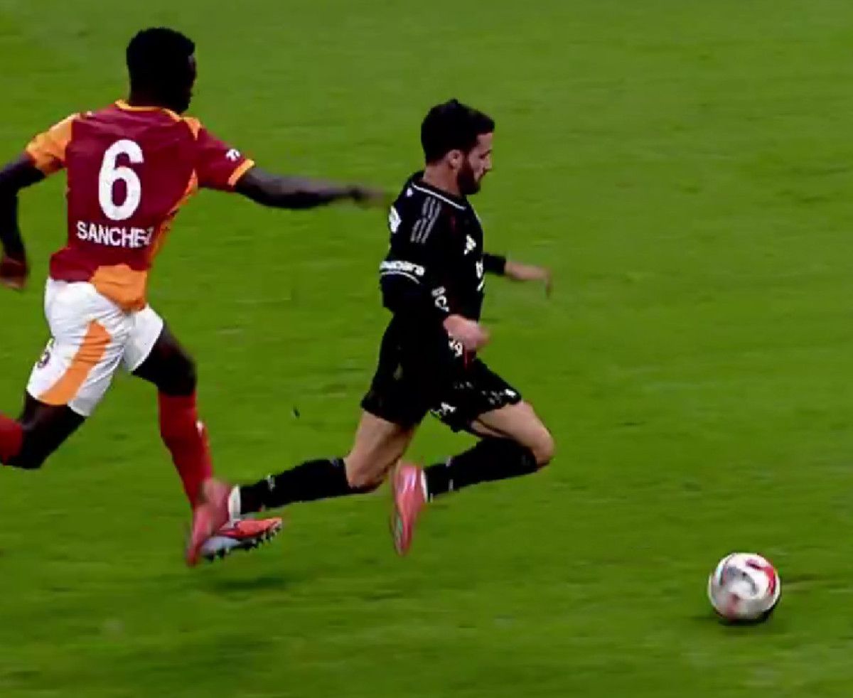 davinson sanchez atildi galatasaray besiktas derbisinde 10 kisi kaldi 0 4nSpfMng